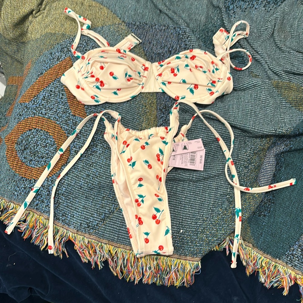 Wild Fable small nwt pink cherry bikini
